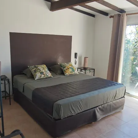 Apartment Et Astrotourisme En Corse