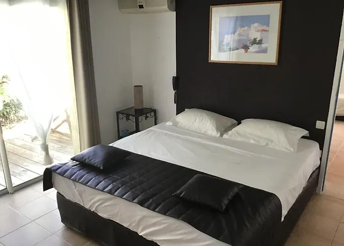 Apartment Et Astrotourisme En Corse *