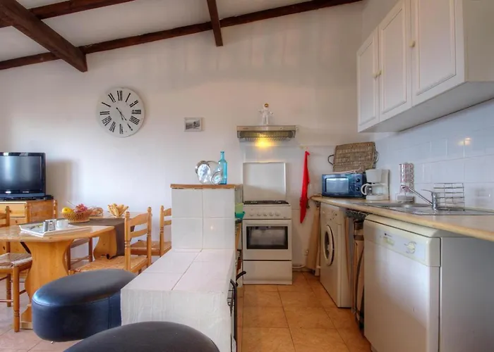 Et Astrotourisme En Corse *